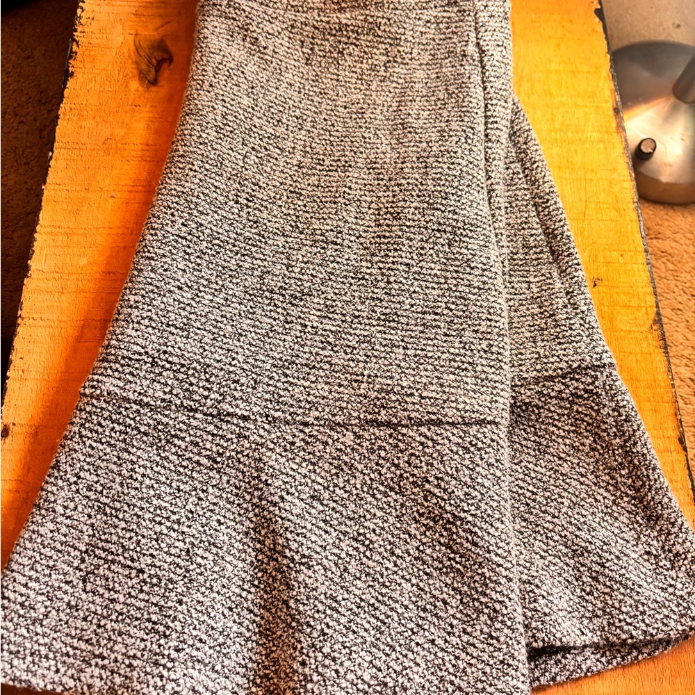 Elegant Gray Women's Skirt